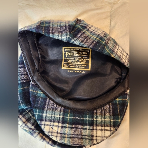 Plaid Beret Pendleton Wool Hat in Blue and White Size Small - Picture 2 of 4